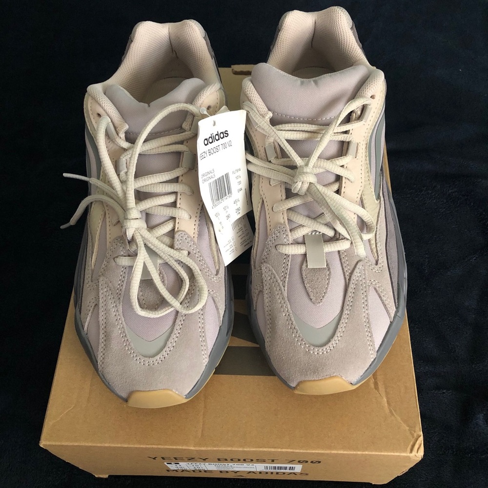 Yeezy Tephra